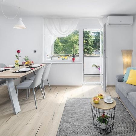 App***Max Apartman Póla Kültér fotó